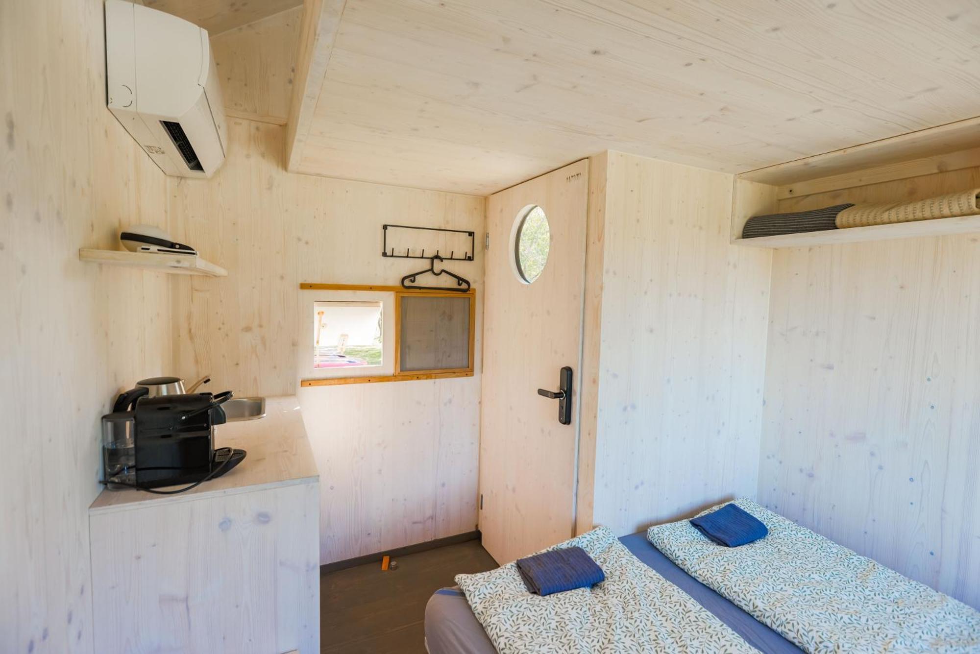 Prague Camping Dzban Dış mekan fotoğraf