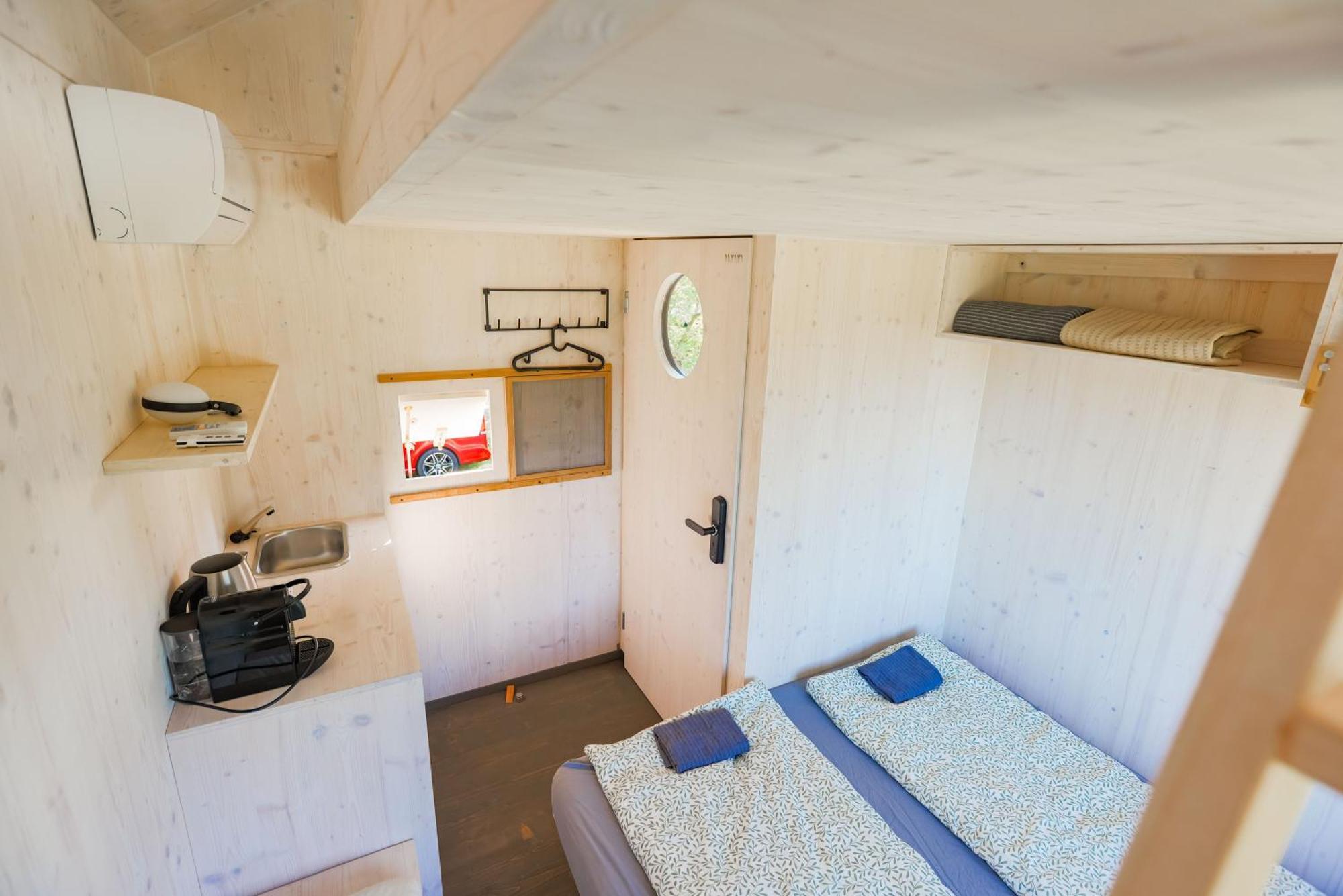 Prague Camping Dzban Dış mekan fotoğraf